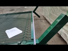 Powder Coated Galvanized Steel Fence 358 Security Fencing For Prison 1,8*2,5m