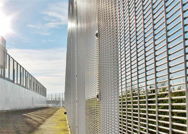 Garden 358 Security Fencing Customized Size Galvanized Wire For Military Base