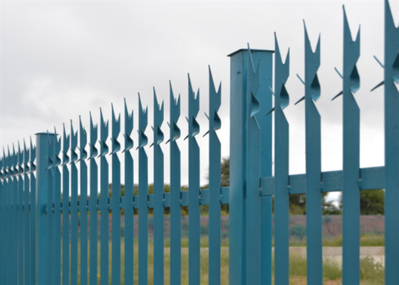PVC Coated Metal Triple Spike Garden Palisade Pagar 1-6m Tinggi W Pucat 65mm