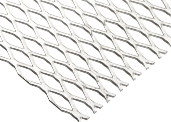 10 * 20mm Diamond Hole Expanded Wire Mesh PVC Dilapisi Untuk Plafon Dekoratif