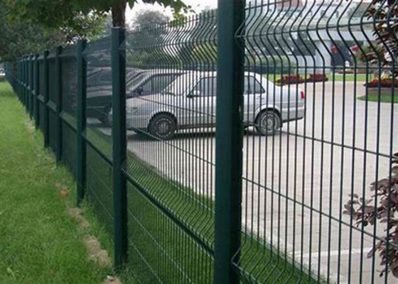Pvc Lapisan Triangle Bending Pagar Untuk Taman Mainan 1.8 * 2.5m