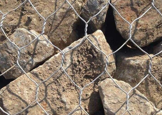 Hot Dip Galvanized Stone Cage Gabion Box 60*80mm Untuk Dinding Penyangga