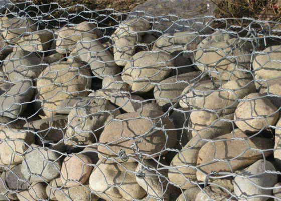 Square Hole Hot Dip Galvanized Gabion Basket Untuk Xingang Port Loading Dan Transportasi