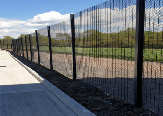 358 Anti Climb Security Fence Heavy Duty Galvanized Steel Mesh Untuk Perlindungan Maksimal