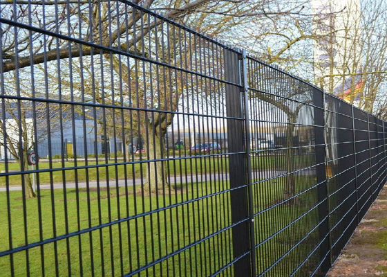 Double Loop Wire Fencing Heavy Duty Security Barrier Dengan Desain Anti Climb