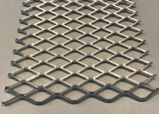 Lengan Wire Mesh Logam Terluas Kekuatan Tinggi Desain Ventilasi Custom Ukuran Tersedia