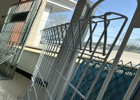 Triangle Bending Fence Panel Baja Karbon Rendah Custom Heights Sekolah Taman Penjaga