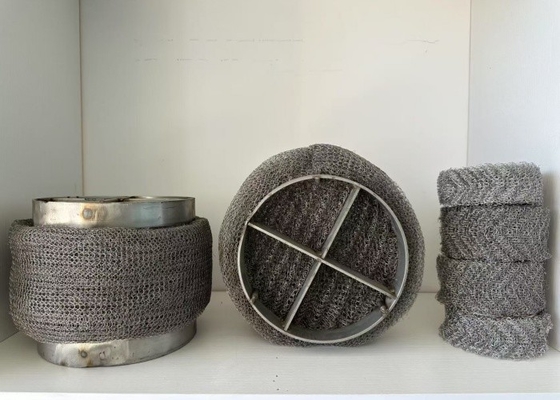 304 SS Mesh Demister Pad Durable Mist Elimination Untuk Sistem Gas Minyak Kimia