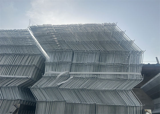 Panel Segitiga Pagar Wire Mesh Baja Karbon Rendah untuk Konstruksi Kuat