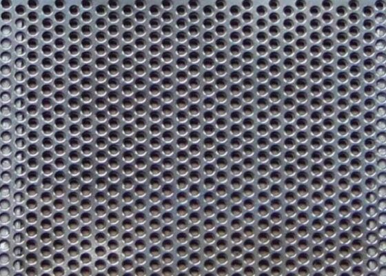 Heavy-Duty Perforated Wire Mesh untuk penyaringan, aliran udara, aplikasi struktural