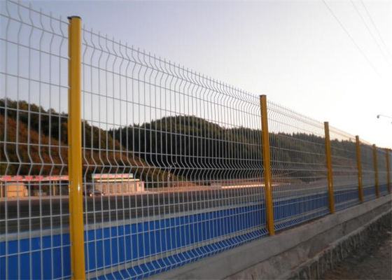 Garden Pvc Coated Green Curved 3d Wire Mesh Fence 1.8 * 3.0m